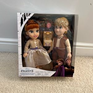 Disney Frozen II Anna & Kristoff Proposal Gift Set